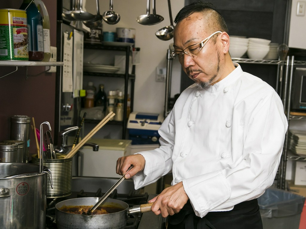 お客様重視。より身近に感じてもらうため、接客はフレンドリーに