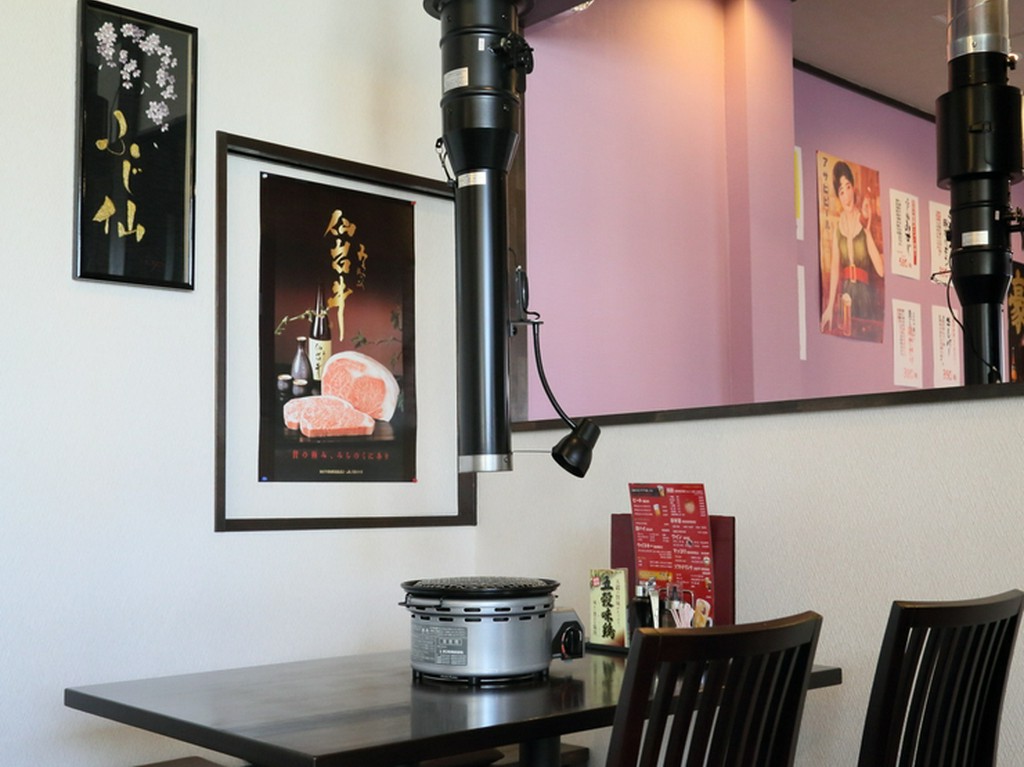 気兼ねなく寛げる雰囲気の中、二人の楽しい時間を