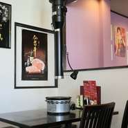 寛げる雰囲気の中、肩肘張らず自然体で過ごすデートはいかがでしょう。宮城や山形の豊富な地酒もあるので、美味しい料理と共にゆっくりとグラスを傾けてみては。