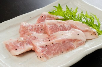 旨みたっぷり『和豚もちぶたとんとろ』