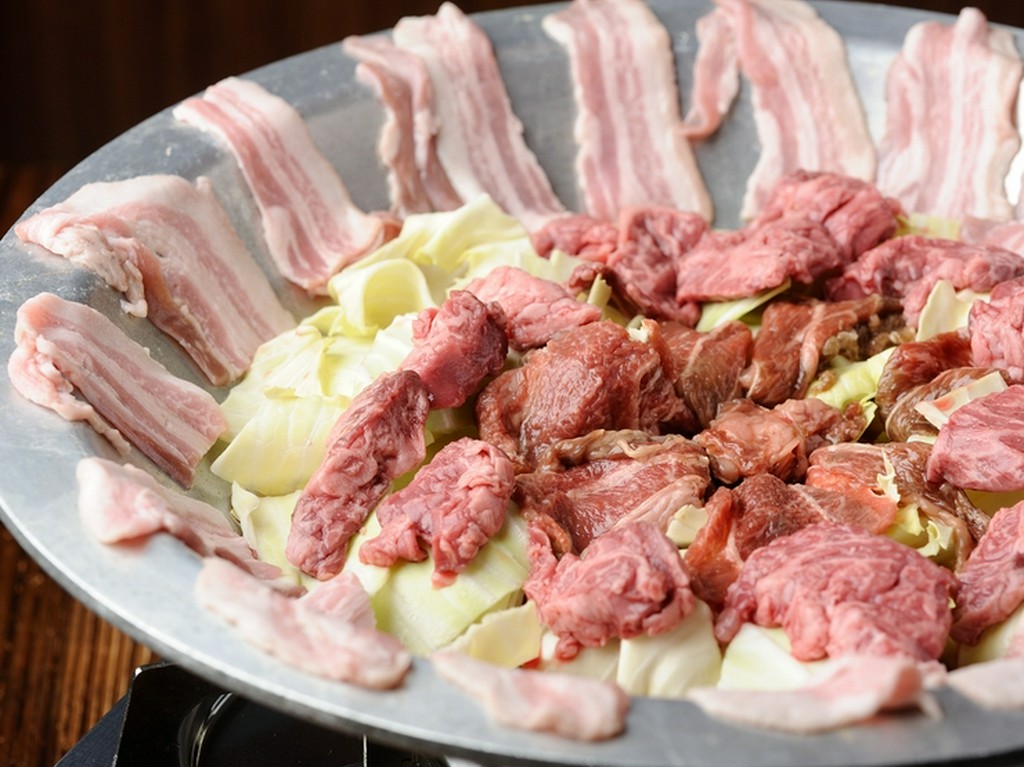 スタミナ満点。〆も楽しみな『プルコギ風肉鍋』