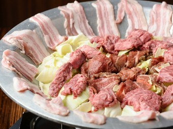 スタミナ満点。〆も楽しみな『プルコギ風肉鍋』