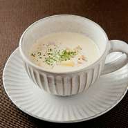 ミネストローネ、チャウダー、ふかひれスープ　※写真はイメージです