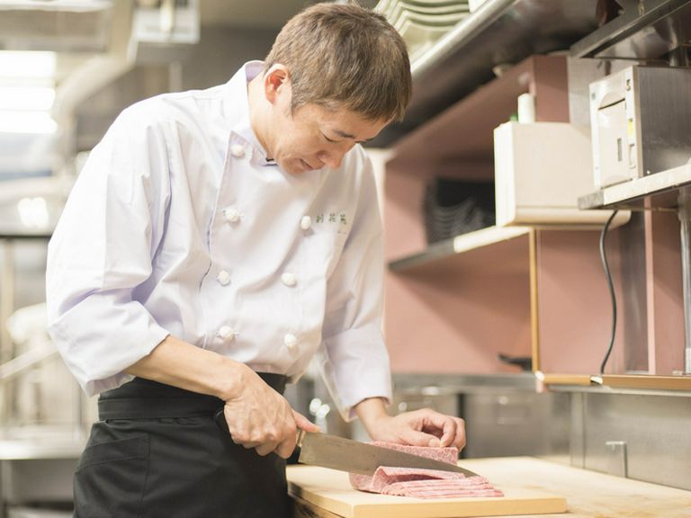 最高級で本物の黒毛和牛を是非、 この利花苑で食して欲しい…