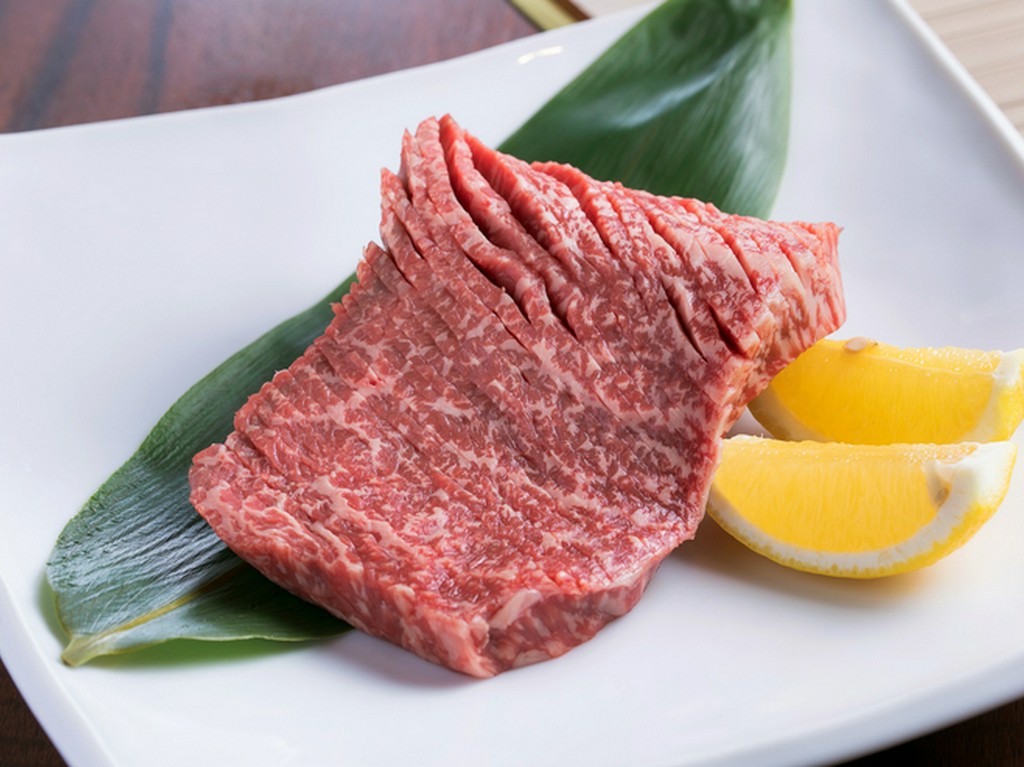 やわらかく深い味わいの『赤身ランプステーキ』100g