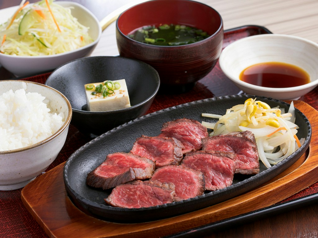 オトクなランチメニュー