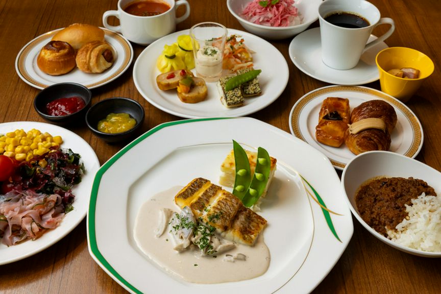 ランチブッフェ