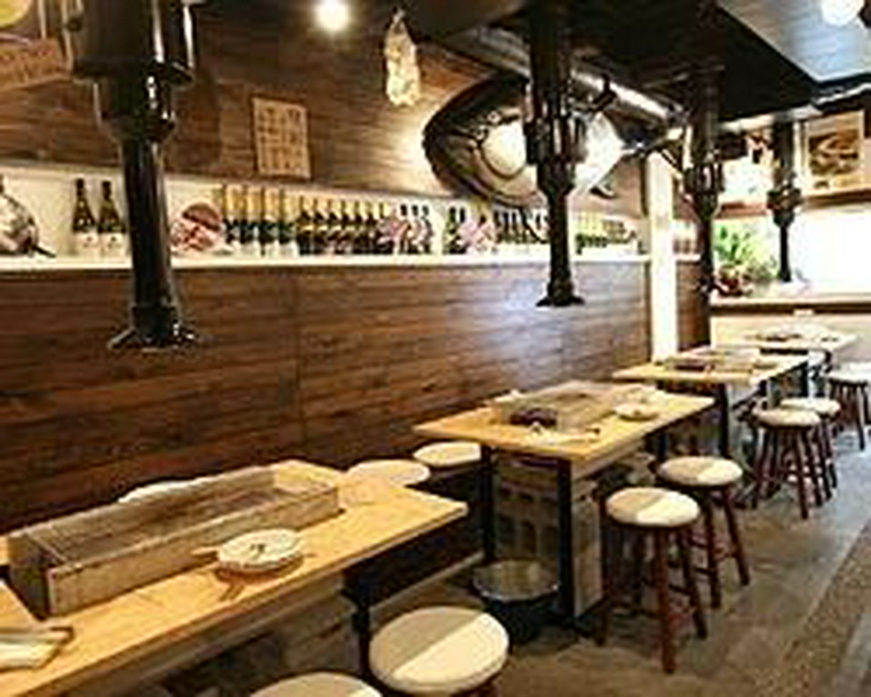 夜遅くまで営業しております。お仕事帰りにぜひ