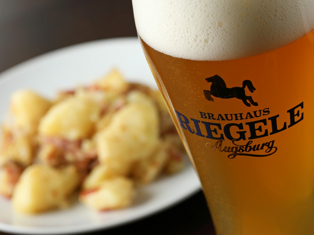 ハウスビール『RIEGELE（プリヴァート・ドゥンケル）樽生』