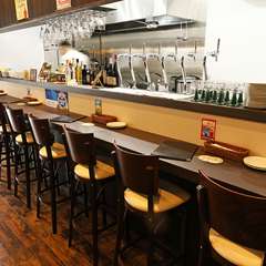 明るく楽しい雰囲気で、女性1人でも入りやすいお店