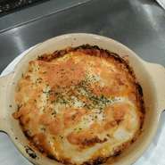 ふわふわマッシュポテトとコク旨ボロネーゼ