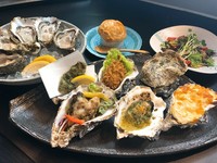 瀬戸内海で最も綺麗な海域と云われる大黒神島沖で育つ、自慢の生かきを楽しめるコースです。
