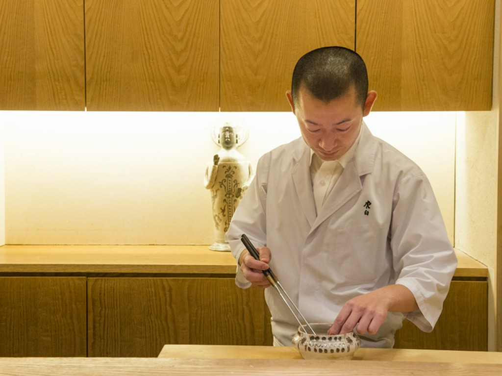 ぶれることない日本料理の土台と、斬新な素材選び