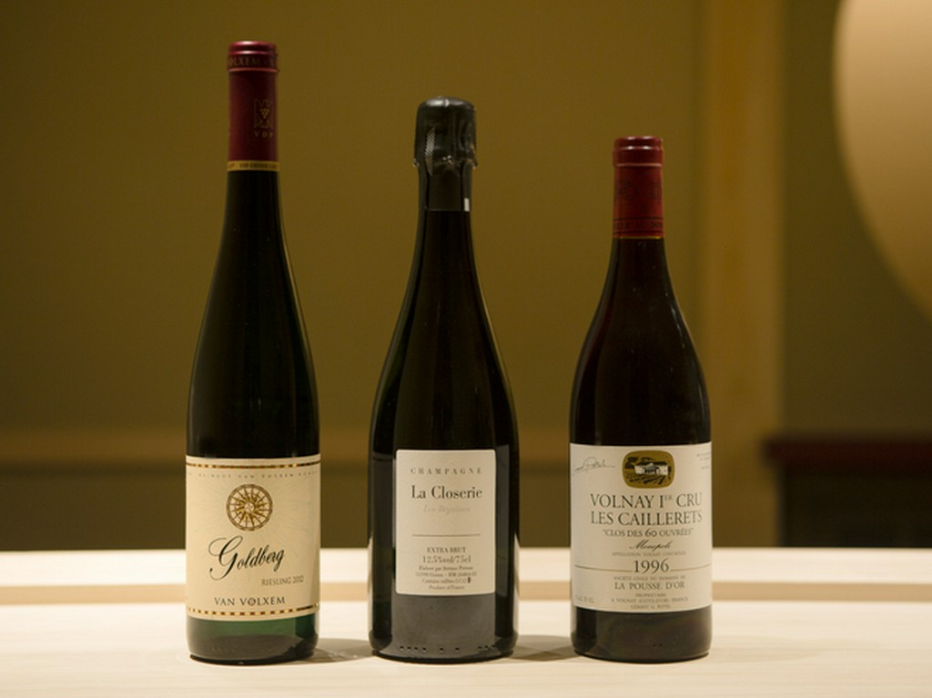 フレンチ出身の飛田氏が、和食との相性を考えたワインをセレクト