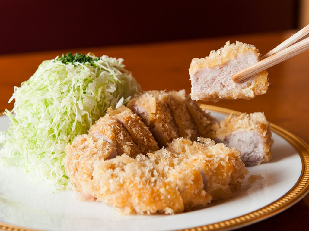 日本における元祖といわれる、伝統の味を継承する『カツレツ』