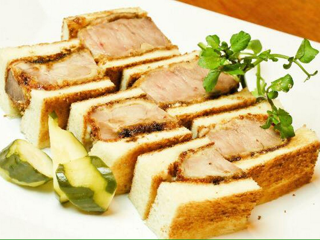 名物！　三元豚のカツサンド