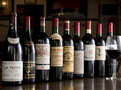 シェフの料理と並び立つ美味しさのワイン達
