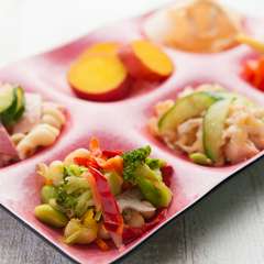 テーマを変えて季節ごとにさまざまな種類の料理が並ぶ『ランチブッフェ』