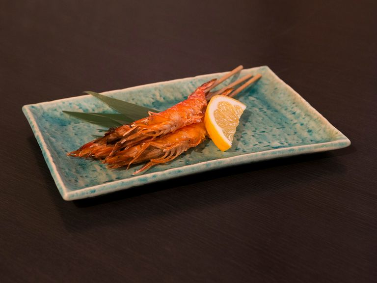 香ばしい『ソフトシュリンプの塩焼き』は殻ごと食べて