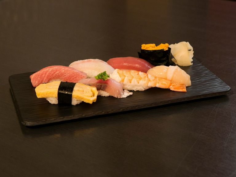 毎日変わる旬の魚介がもりだくさん!『寿司盛合わせ』
