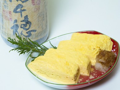 ふわふわの食感と、濃厚な出汁の味わいが楽しめる『ふわふわ出汁巻き玉子』