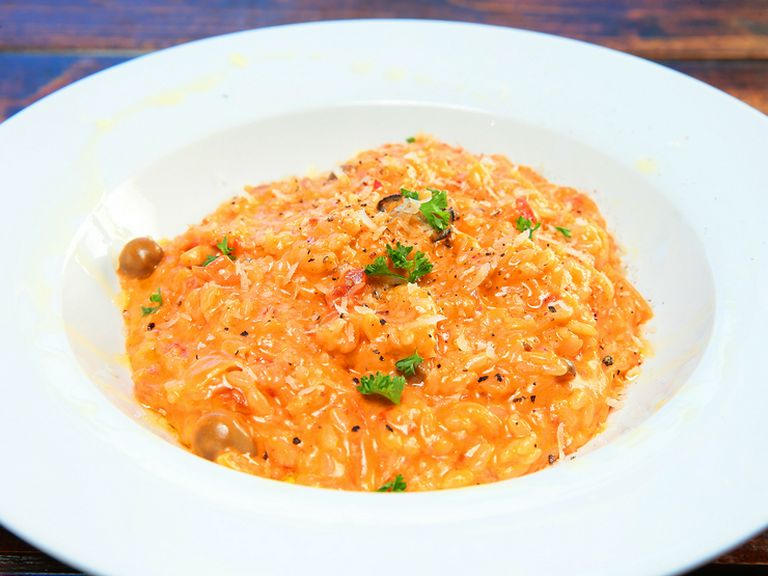 牡蠣の旨みが凝縮した『牡蠣とキノコのクリームリゾット』