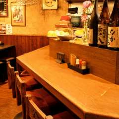 全国から集めた、20種の多様な焼酎が味わえます