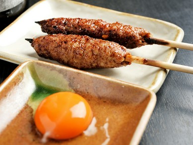 卵で食すしっとりとした味わい　『名古屋コーチン月見つくね』