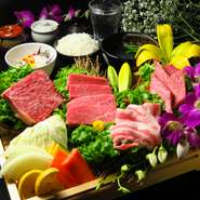 A5黒毛和牛“リブロースorサーロイン”A5黒毛和牛“上カルビ”/A5黒毛和牛“上ロース”/本日の一品/国産”鶏モモ/キムチ小鉢／ライス/スープ/サラダ/デザート

