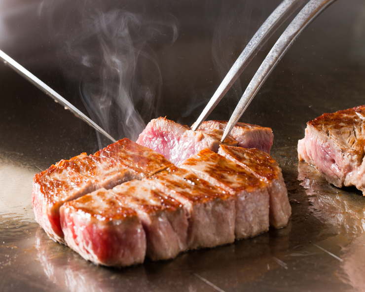 ●Specially selected Kobe beef steak course