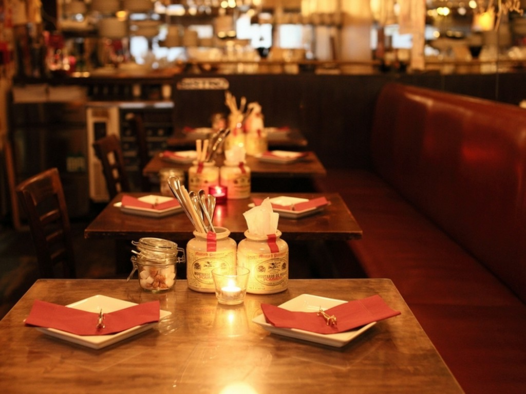 レトロなヨーロッパを意識した、非日常のような空間