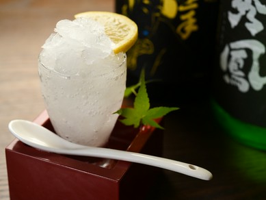 暑気払いとなるような、料理とドリンクを豊富にご用意       