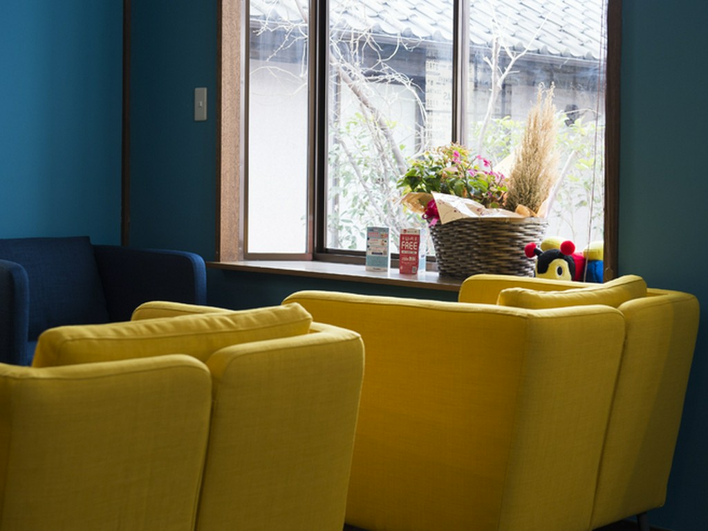 ゆったり寛げるソファー席で、のんびりお食事やお茶を