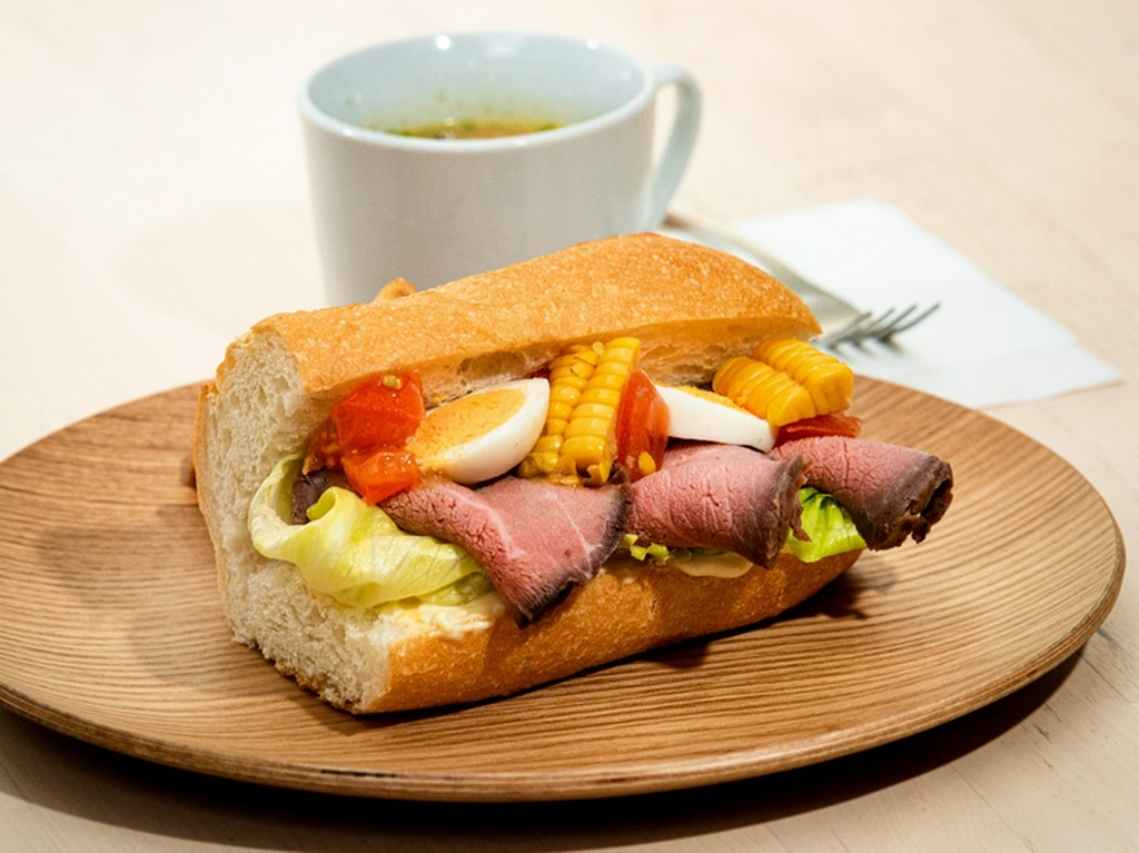 ローストビーフのHIVEサンド（スープ付）