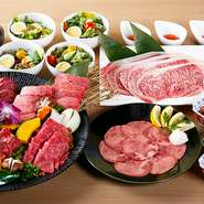 個室は全7部屋。4名～最大50名まで、さまざまなバリエーションを用意。接待・会食などゲストをお招きしての大切な食事の席や、団体での食事会にも、ぜひ利用したいものです。