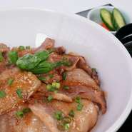 特製だれの豚丼