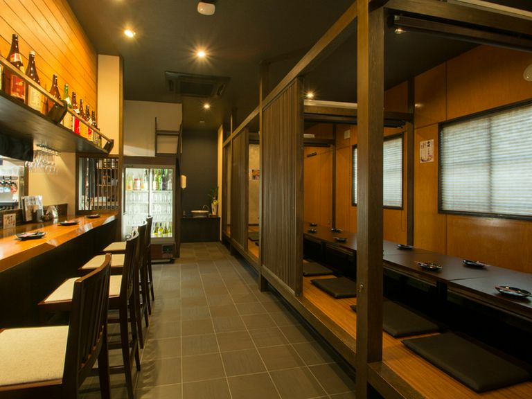 リラックスしながら、鮮魚や和食料理が味わえる