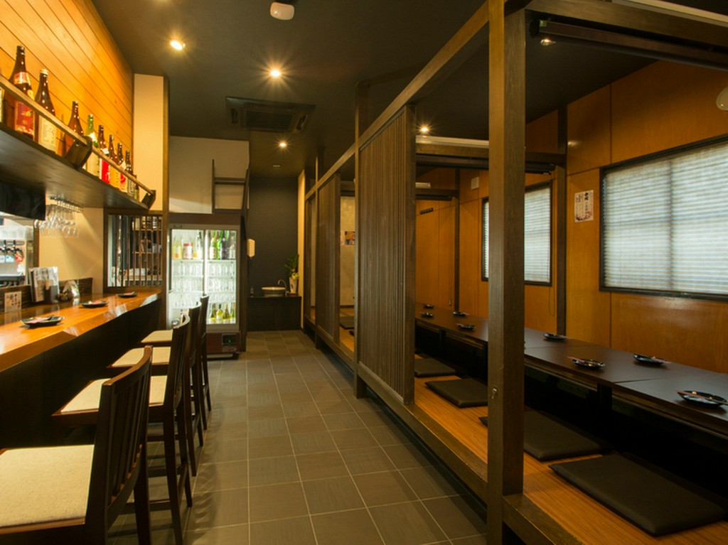 リラックスしながら、鮮魚や和食料理が味わえる