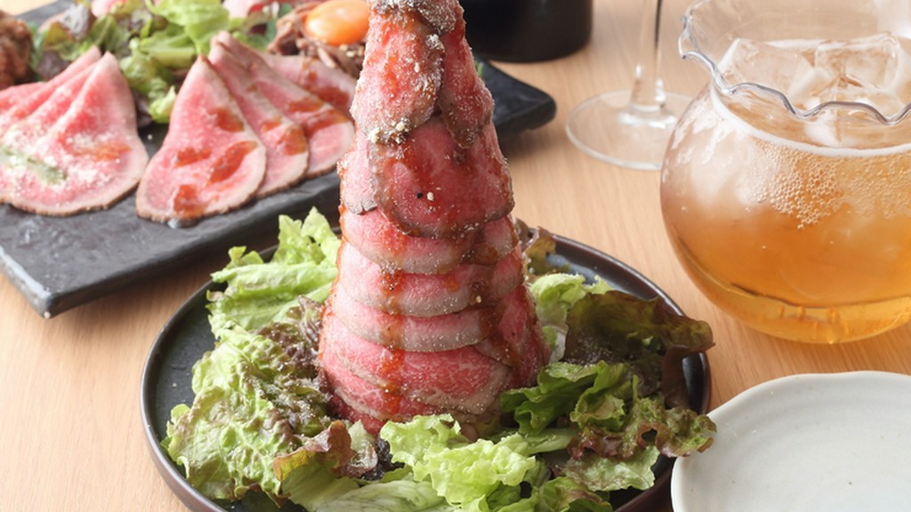 食事の合間に写真を撮り、SNSにアップすることで楽しさを共有