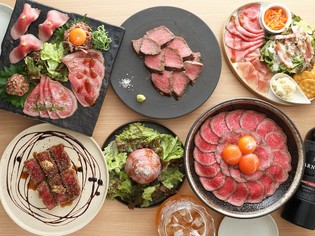 「やまさん牛」を中心に、素材の調和と細部への気遣いを行う