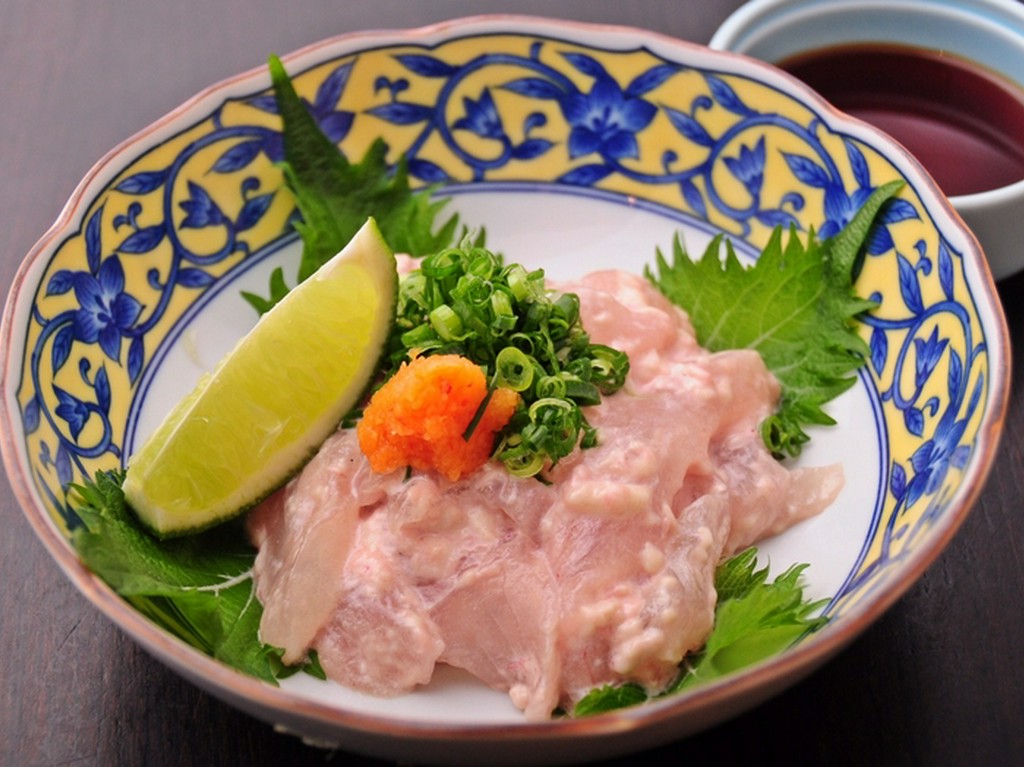 つい箸が進む、肝ならではの美味しい苦味『皮はぎ肝和えポン酢』
