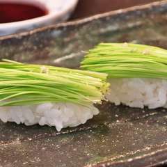 『芽ねぎ　にぎり』