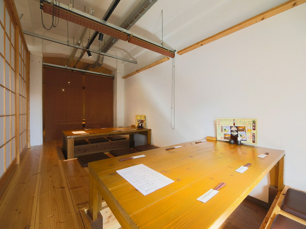 家族での団欒に。温かみのある、くつろぎ空間