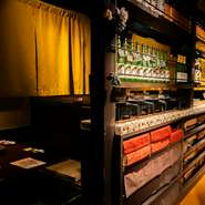 BGMは粋なジャズ。まったり過ごす日本酒デート