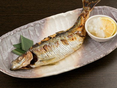 旬の香りと食感が楽しめる『旬の焼き魚・煮魚』