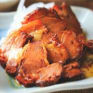 分厚いのにやわらかい！大将特製『どろぶたチャーシュー』