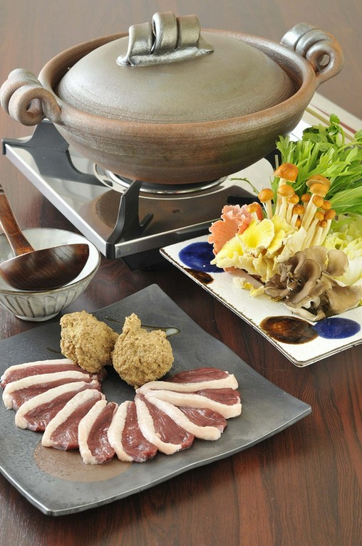 四季の移りを目と舌で楽しませる『季節の鍋』
