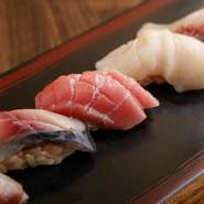3種類の赤酢を使い丁寧に握った本格的な江戸前寿司