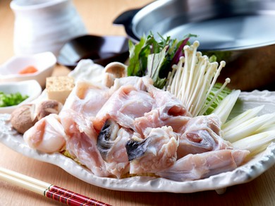 こだわり鍋をいつでも味わえる『てっちり』