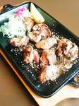 スタミナ回復にレバーをどうぞ。タレor塩が選べます